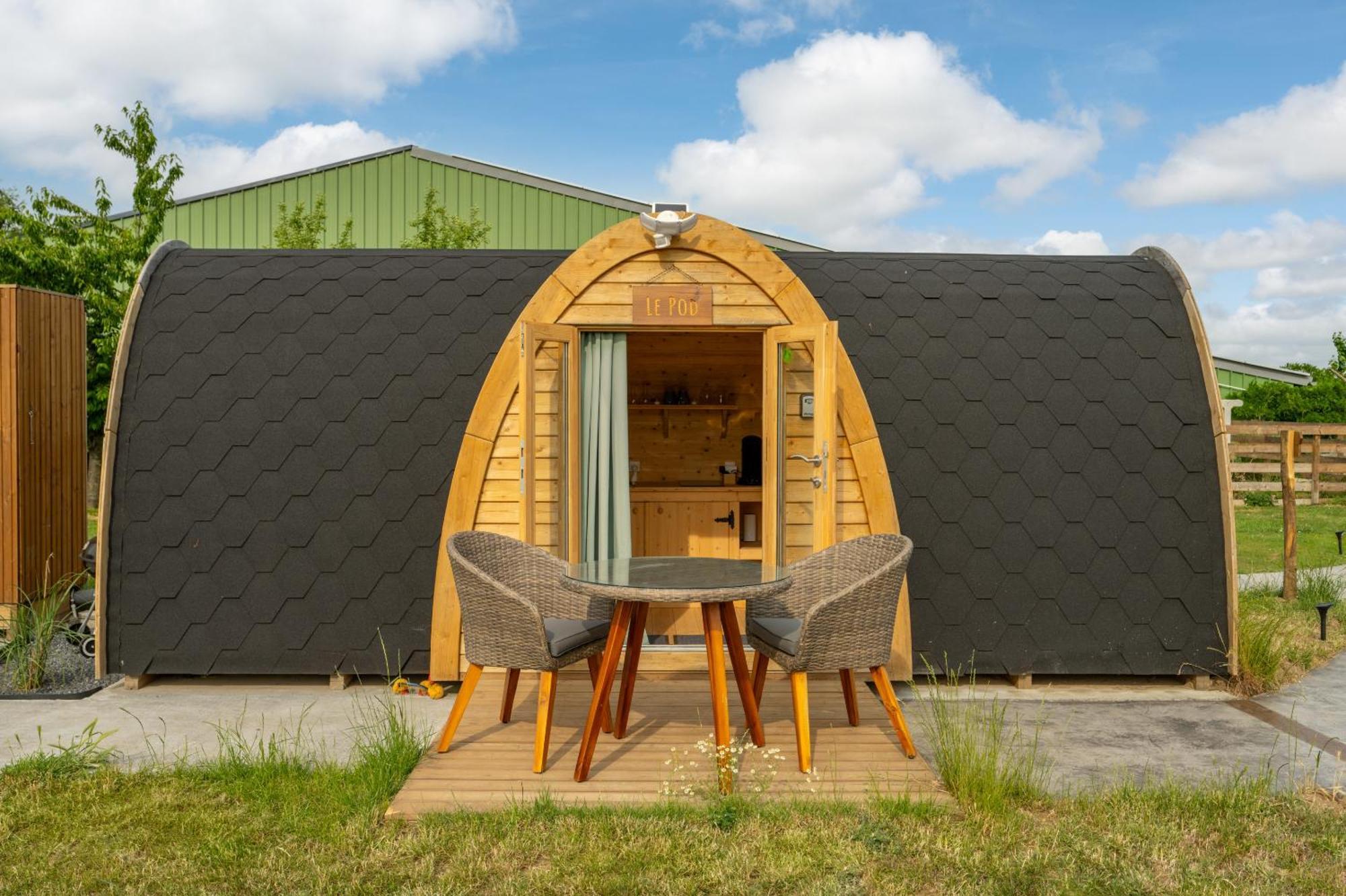 Logements Insolites A La Ferme - Yourte, Kota Ou Pod Farbus 客房 照片
