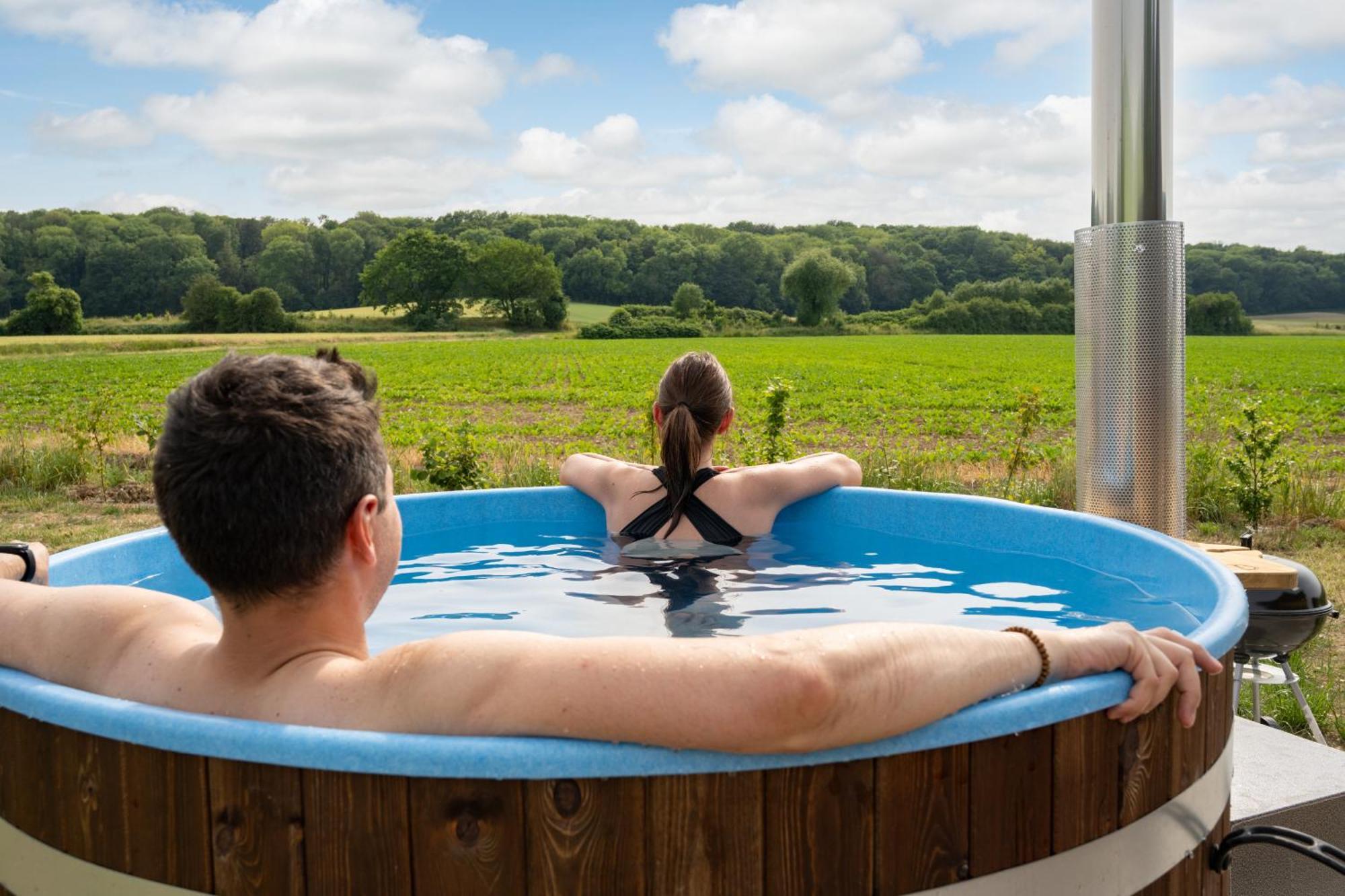Logements Insolites A La Ferme - Yourte, Kota Ou Pod Farbus 客房 照片